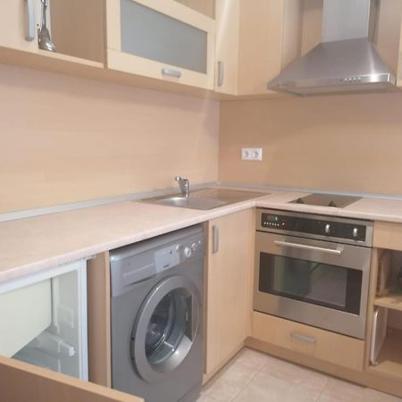 Spacious Fully Furnished Studio In Kavarna Apart Hotel Eksteriør bilde